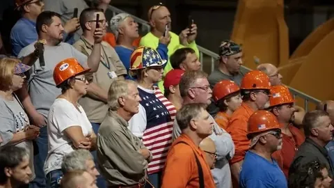 “宁忠岩谈亚冬会：亚洲冰雪健儿竞技魅力展台——新华网报道”